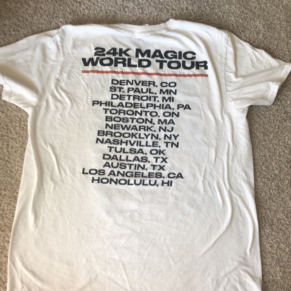 Bruno Mars 24K MAGIC WORLD TOUR Mens S/S Concert t-Shirt Size M - Picture 2 of 5